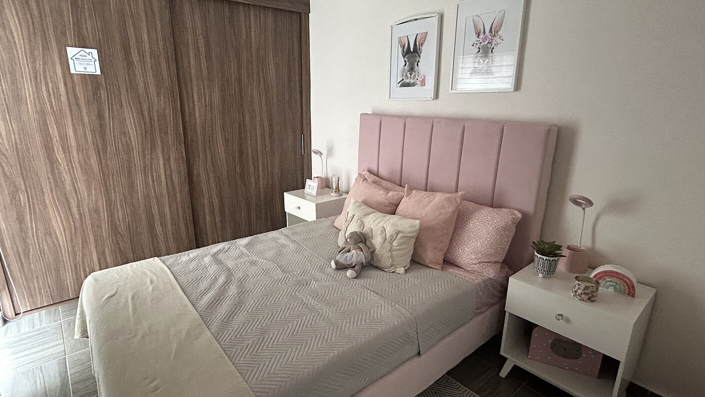 recamara habitacion con closet de casa modelo sauce en desarrollo paseos del bosque en el estado de Aguascalientes Mexico del desarrollador inmobiliario frindsa