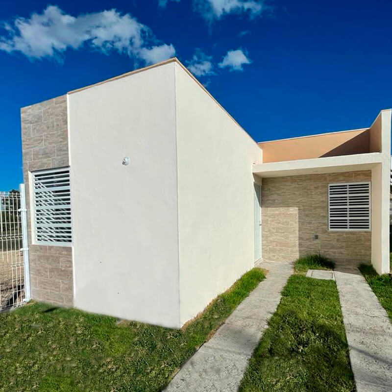 fachada vista desde fuera de casa modelo bonart en desarrollo paseos de los vinedos en el estado de Aguascalientes Mexico del desarrollador inmobiliario frindsa